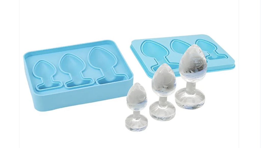 UKPlayroomShop's tweet photo. Having guests over around Christmas? 🎅🏼 🎄 

No party is complete without “BUTT PLUG ICE CUBES” 🧊 

Got a few left on offer 

https://t.co/vFsQolNHjJ

Use “BOOTS” at checkout for 10% further off 

Repost 🔁 if you can think of other stuff you could freeze in them! https://t.co/JqZ3oiqvUq