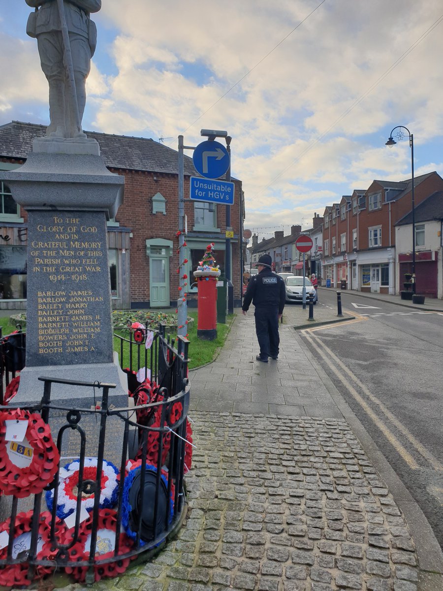 MoorlandsPolice's tweet photo. 👮♀️ Officers were on high-visibility foot patrols in Biddulph today, focusing on ASB hotspot areas.
✅ Lots of positive engagement with the community
🏪 Checked in with local shops
🚫 No issues directly reported
#ProblemSolvingPolicing #WinterOfAction https://t.co/W3raxDYMM7