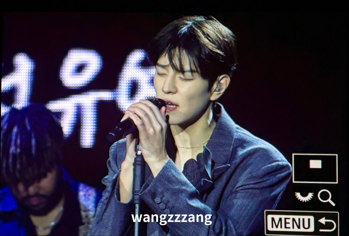 늦은 사진이어도 조으닉겐 연말결산 느낌으로다가 저번콘 사진 승님이 풀어줫으면 좋겟다