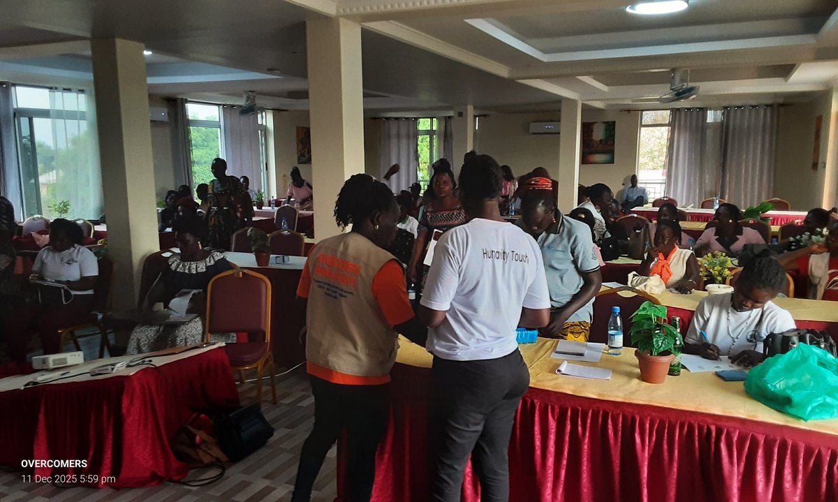 OvercomersWomen's tweet photo. Women in Leadership
@OvercomersWomen and other CBOs have today organised a training on #FeministLeadership and #DigitalSecurity for women leaders across both #Refugees and #Host communities in @adjumani_dlg 

#16DaysOfActivism2025 
#WomeninLeadership https://t.co/iQgfNCQLm7