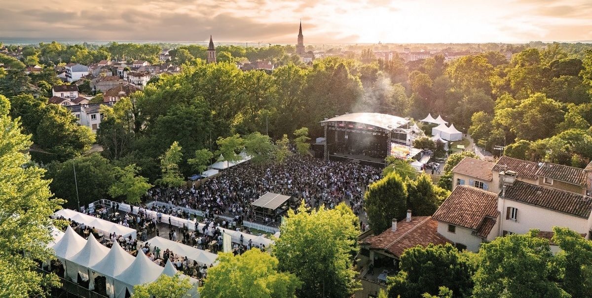 JToulousain's tweet image. #Montauban en scènes : toujours plus d’artistes annoncés, la #programmation s’étoffe 🎶 buff.ly/f9qKdcj #MontaubanEnScènes #festival