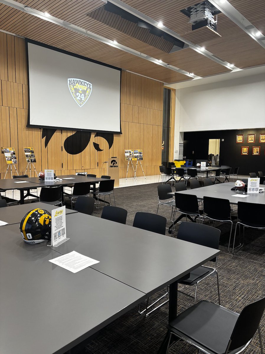 Hawkeye Legacy tweet media