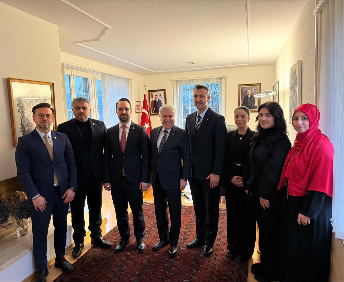 UID İsviçre Bölge Başkanımız Sayın Yasin Karacaoğlu ve Yönetim Kurulu üyelerimiz, Zürih Başkonsolosumuz Büyükelçi Sayın Fazlı Çorman Beyefendiyi makamında ziyaret etmişlerdir. Nazik kabulleri ve gösterdikleri samimi ilgi için kendilerine teşekkür ederiz. #uidswitzerland #tczürich