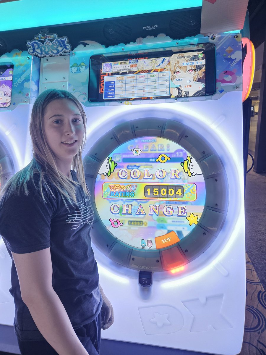 alyssa achieves maimai rainbow in 42 days of maimai usa!