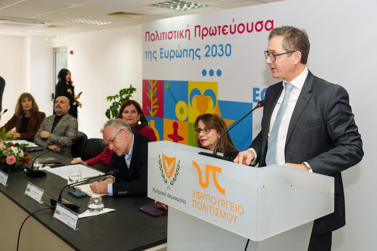 DepMinCultureCy's tweet image. 🎉🌟Σε πανηγυρικό και συγκινητικό κλίμα ανακοινώθηκε στο @DepMinCultureCy ότι η Λάρνακα ανακηρύχθηκε Πολιτιστική Πρωτεύουσα της Ευρώπης για το 2030!  
🤛Η στήριξη και η χρηματοδότηση από το κράτος στην Λάρνακα αυξήθηκε από €6,5 εκ. σε €10 εκ. ευρώ.
🎤Η Υφυπουργός Πολιτισμού…