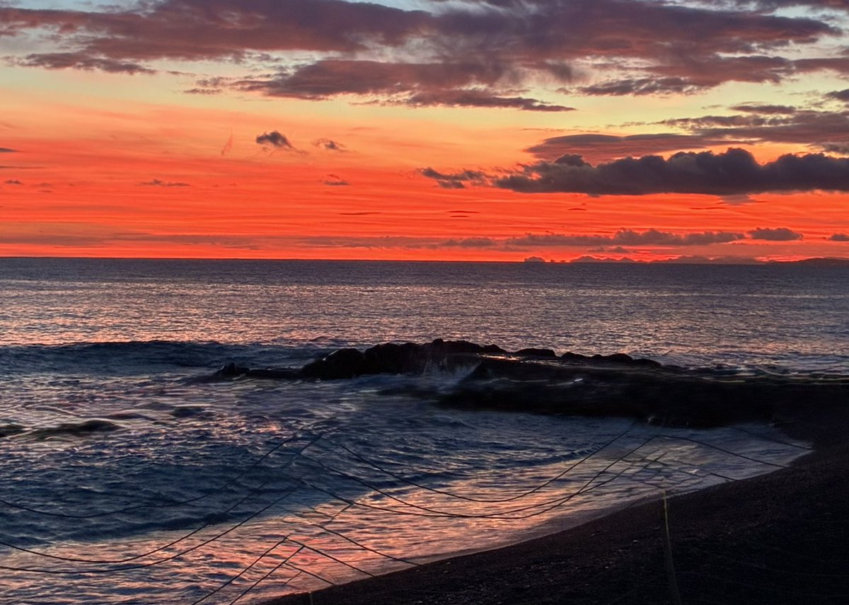 Ele  (@pensieridalmare) on Twitter photo 