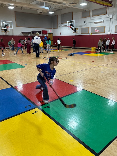 Last week, the Buffalo Sabres visited Union East to teach students three hockey skills—passing, stick handling, and shooting! Every student scored a free Sabres t-shirt and a ticket to any game with the purchase of one ticket.