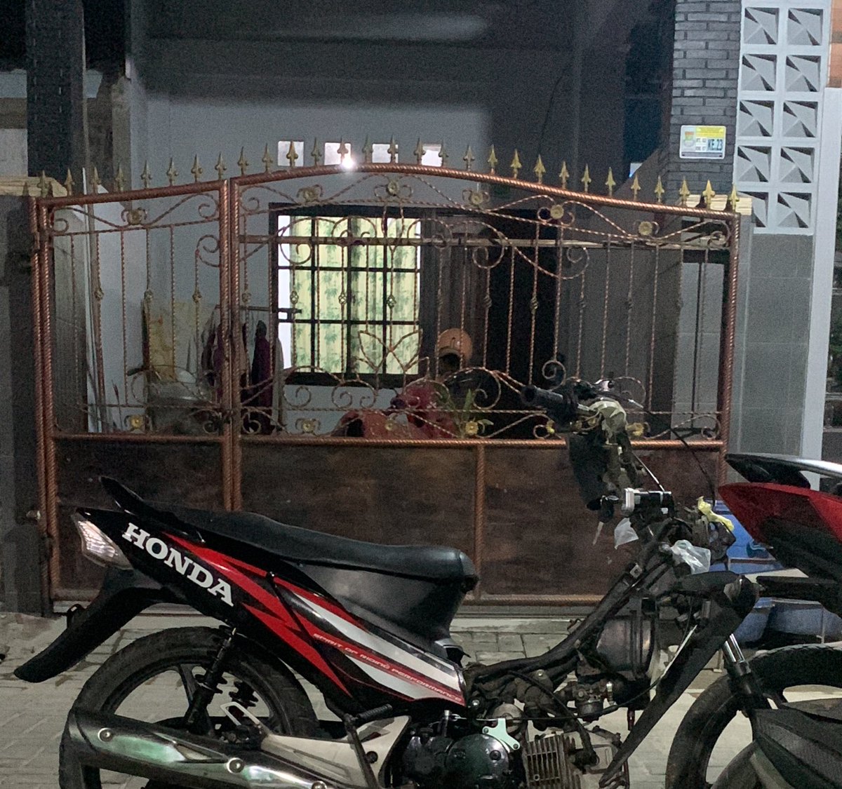 Supra bapak batok getar ready mengaspal
100rb sampe jogja