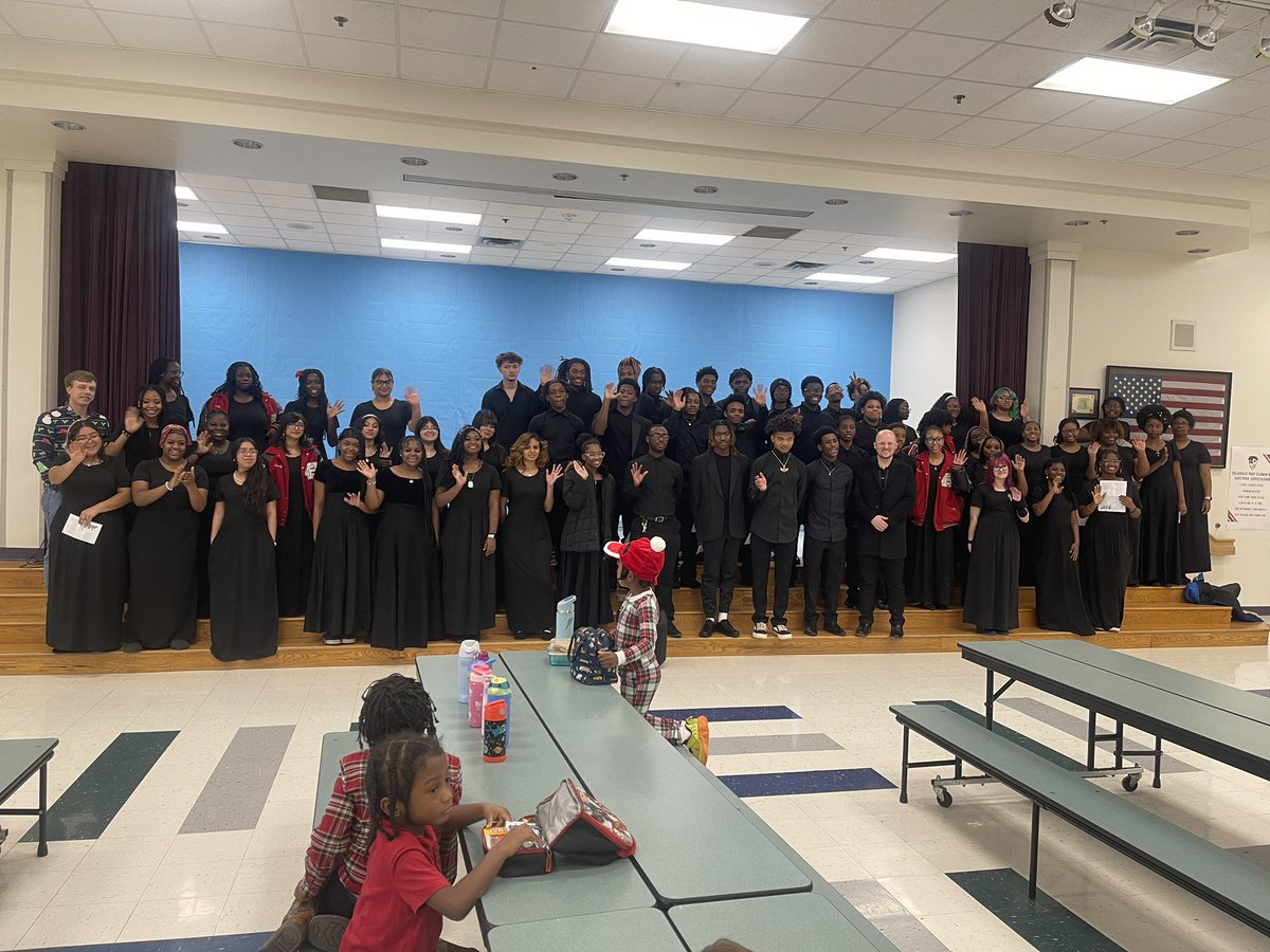 Ronnie B. Davis tweet media