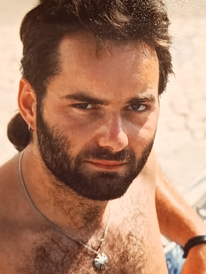 #ThrowbackThursday Ein weiteres (gefühltes) Paradoxum: Je älter das Bild, desto jünger sehe ich aus 😊