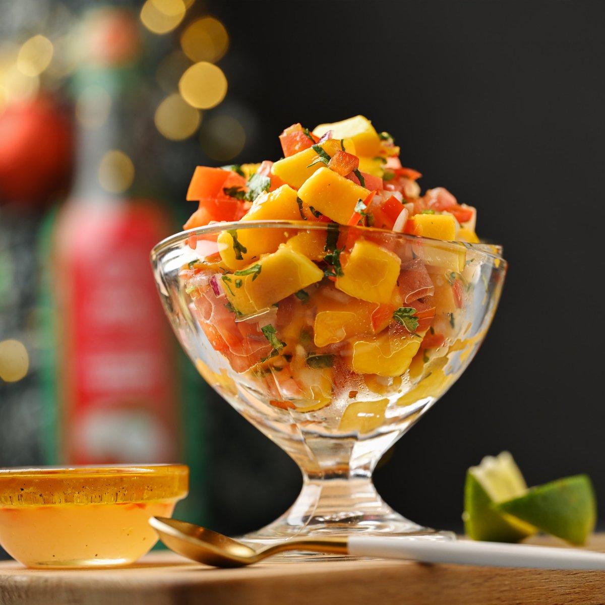 smusyoka's tweet image. Me: One day, we’ll do a recipe book…
@javahouseafrica: Say no more Syoks ❤️

Download a soft copy of the book here javahouseafrica.com/recipebook/Jav…

#JavaLove #ThatKafestiveFeeling