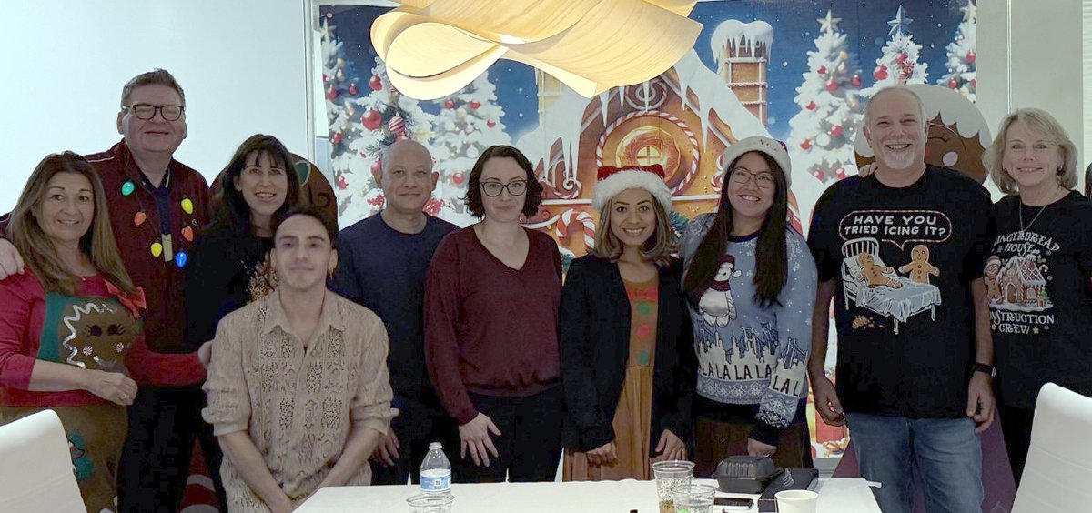 PTPNInc's tweet image. 🎄 Holiday vibes with the PTPN team!
Our 2025 staff party was all about fun, connection, and a little gingerbread magic. Here’s to an amazing year ahead! 🌟