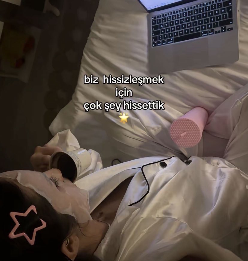 alyareckles's tweet image. 