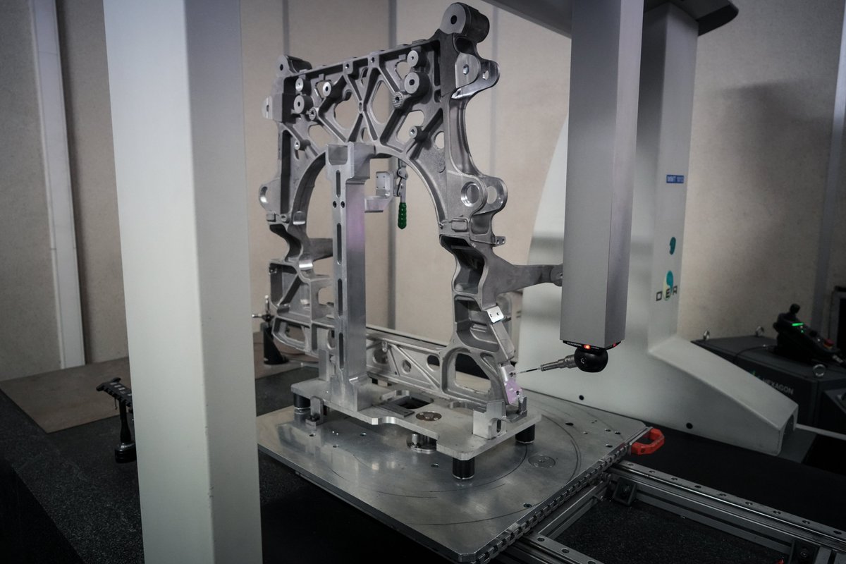 Linamar Corporation tweet media