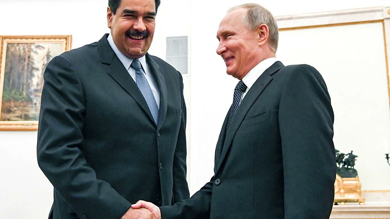 عاجل بوتين يهاتف مادورو: دعمٌ معلن في مواجهة تصعيد أميركي غير مسبوق 