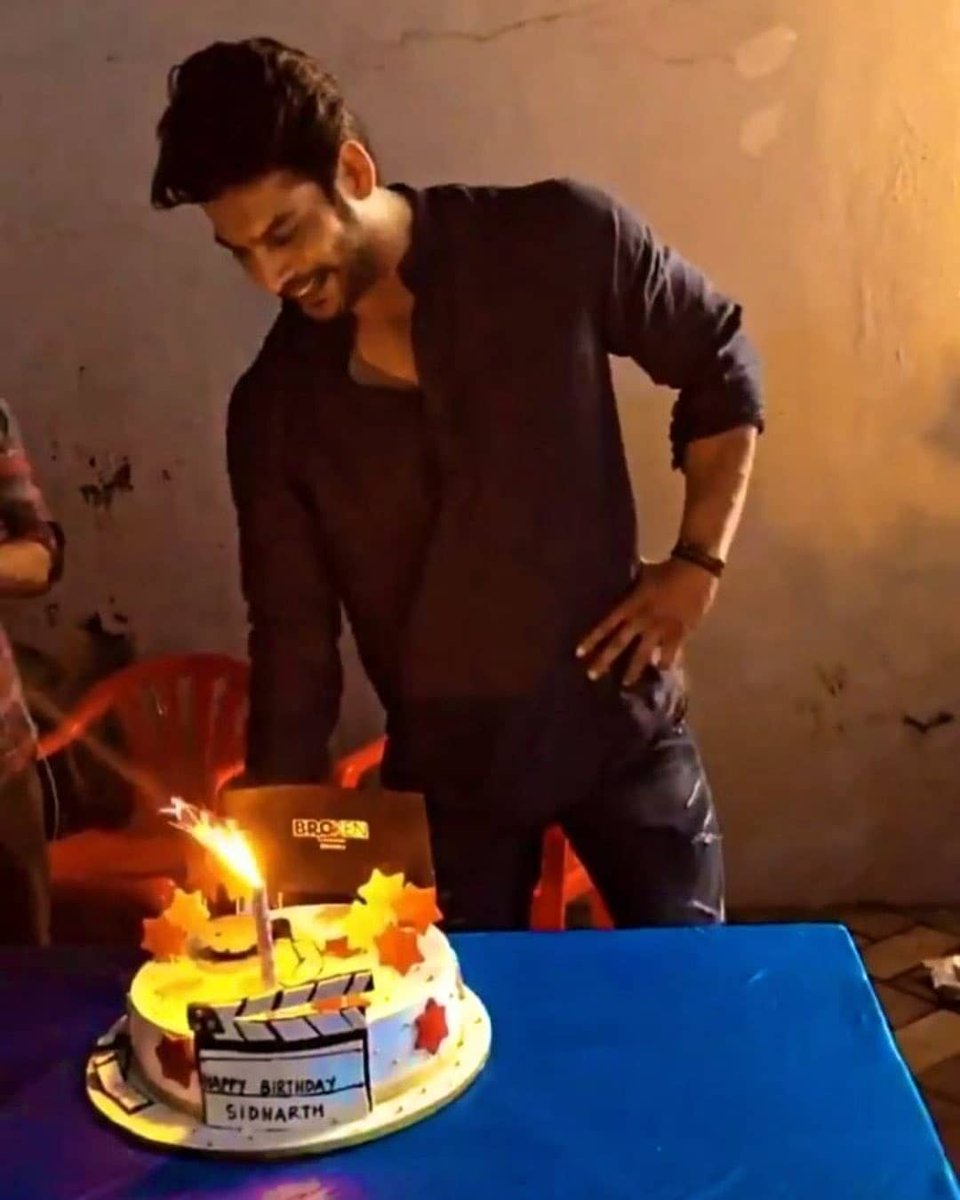 Krish_Hearts's tweet image. U will always be my Hero ❤️
#HBDSidharthShukla