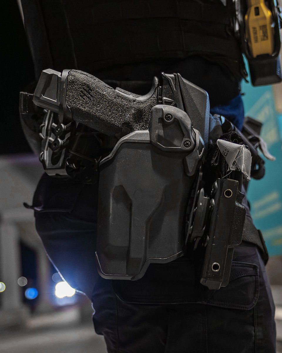 Blade_Tech's tweet image. VALOR® DUTY HOLSTER

Built to handle real use, real wear, and real environments.
Durable construction and reliable retention that hold up shift after shift.
Modular, mission-ready performance you can count on.

link in bio.
 blade-tech.com/valor

#ValorDutyHolster…
