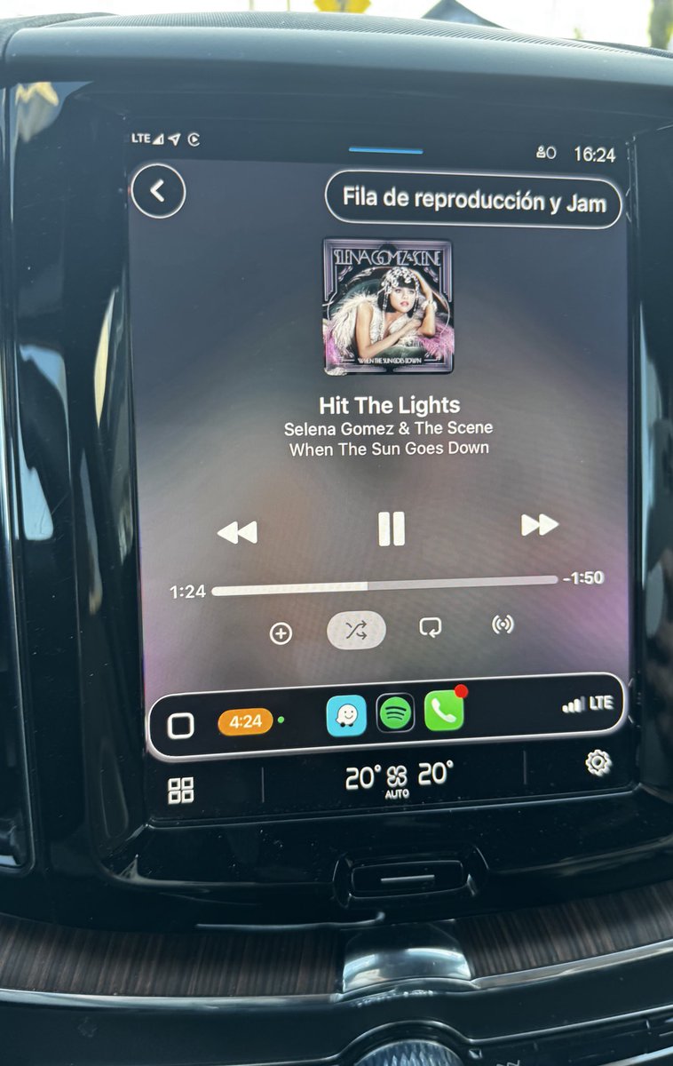 Aprovechando que no está Sweet, puedo confesar que me encanta esa canción 🙊