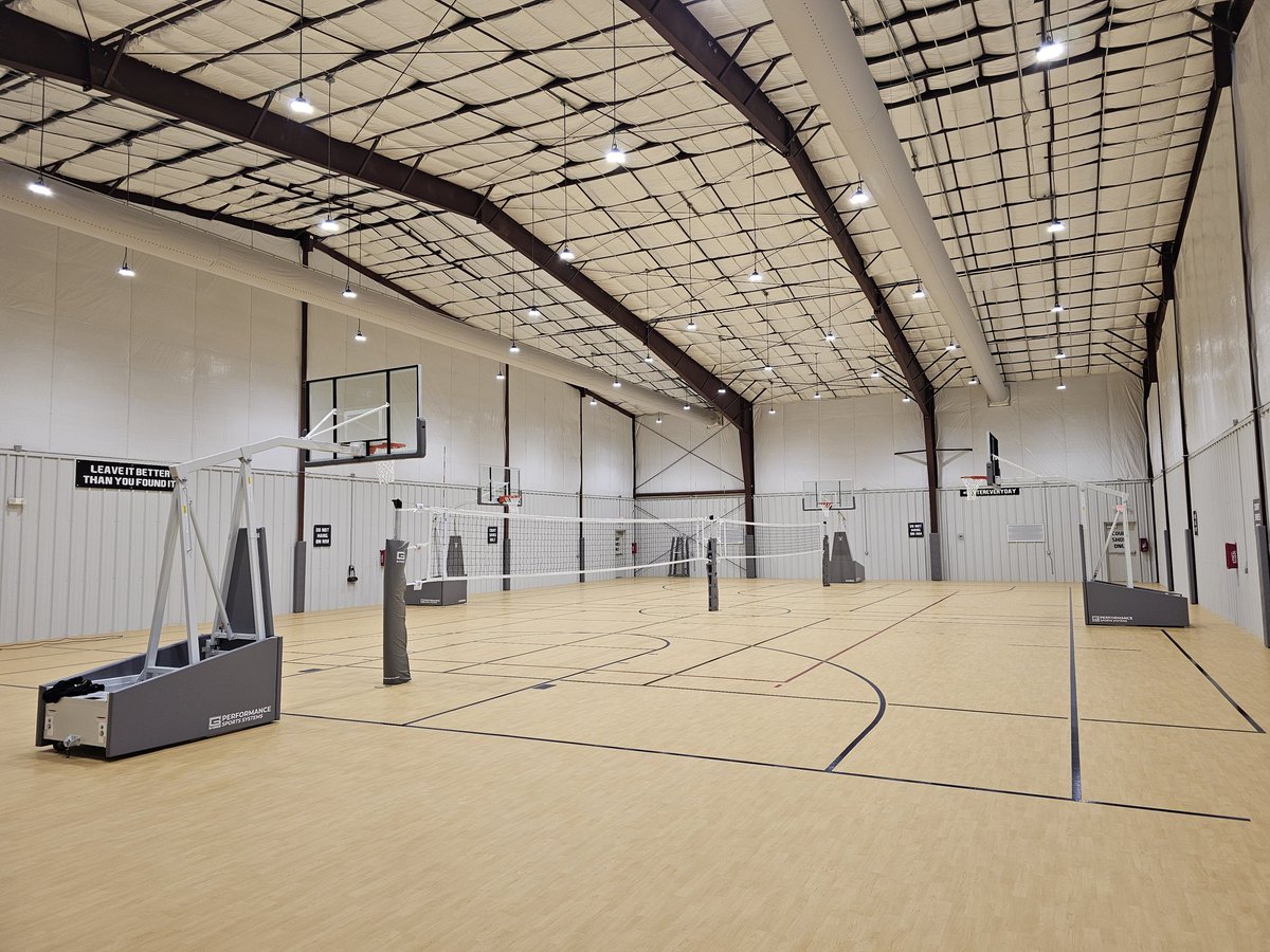 Get registered &amp; join us for FRIDAY OPEN PLAY 6-8PM in our new gymnasium facility‼️
app.upperhand.io/customers/1823…