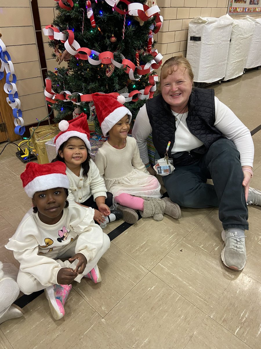 Ernie Pyle School 90 tweet media