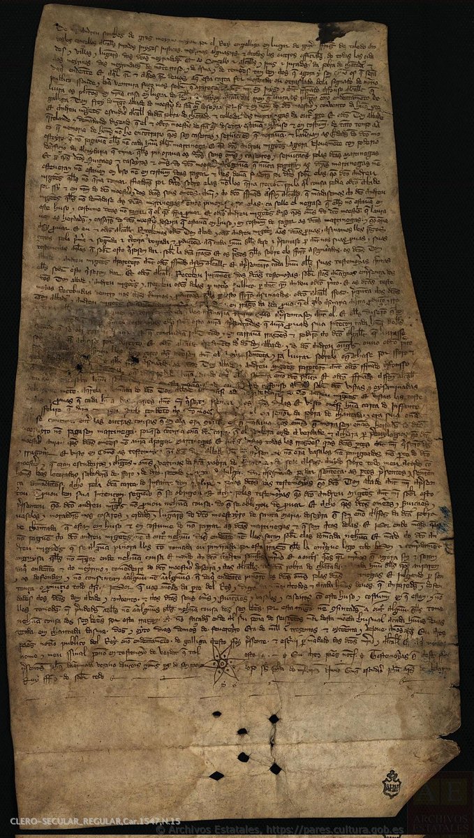 En mi caso, pedir documentos olvidados de hace 500 años: testamentos, ejecutorias de hidalguía, pleitos sucesorios...