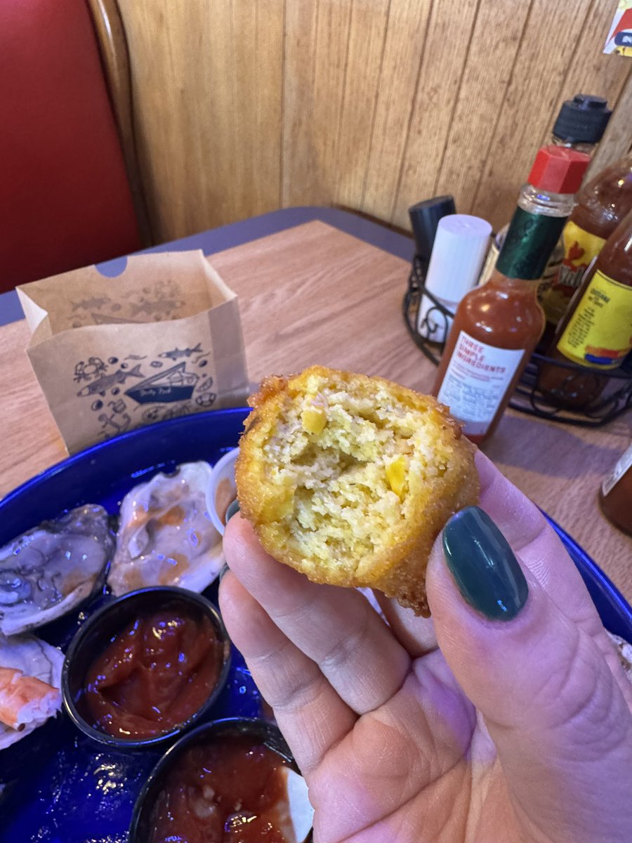 Miss Panda tweet media