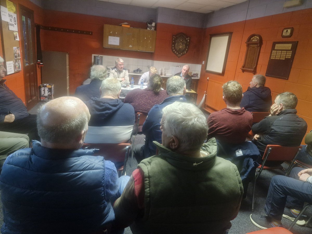 Good attendance at Borris In Ossory IFA agm to hear great presentation from @tjmaher <a href="/IFAmedia/">Irish Farmers' Association</a> on TB , BLUETONGUE  ,BVD and medicines