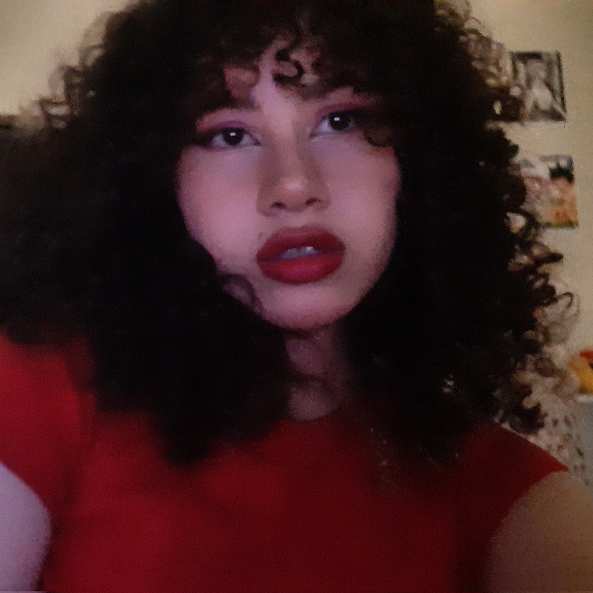 guizoEnby's tweet image. nós silksongers! #GRWMcellbitawards