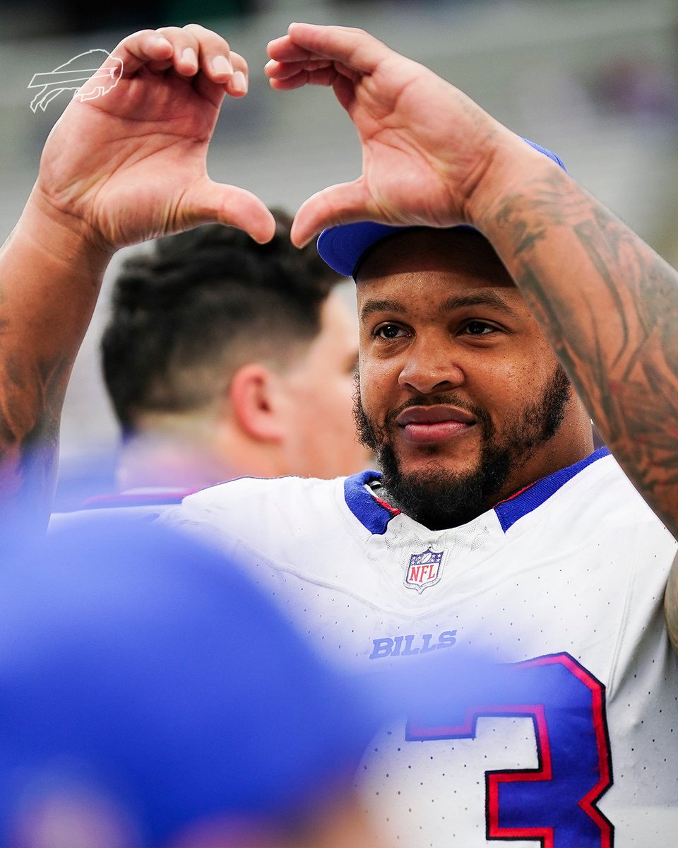 REPOST TO VOTE FOR @DDawkins66 ! ❄️
#WPMOYChallenge X #ProBowlVote