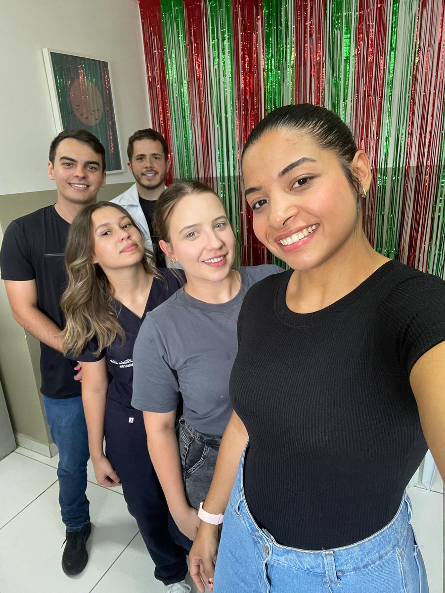 juliobdmn's tweet photo. Fim do P1 e queria registrar aqui como foi gratificante aprender e evoluir junto com essa galera. Um dos meus receios no início era cair em um grupo fraco, com pessoas que eu não me identicasse. Hoje afirmo que eu não poderia ter caído em um grupo melhor. O G6 É FODA!!!!! https://t.co/bGTdpyZdNq