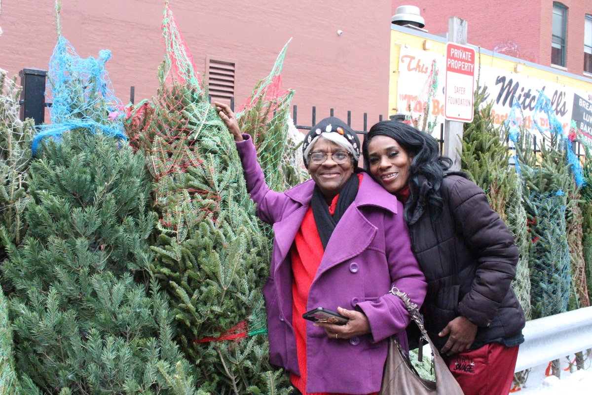 Last weekend we received Christmas trees for Safer clients through the Christmas Ship Committee in partnership with the USCG Cutter Mackinaw &amp; Ada S. McKinley Community Services. A small gift that brings hope and a sense of home. Support Holidays of Hope: ow.ly/yVC050XHy08