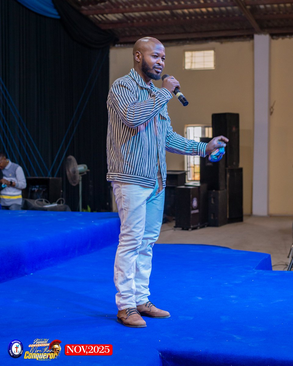 DeenMaina's tweet photo. Become loud in your resolve
Become ruthless in structure
Become undeniable in your display

This is your sign —
Rise, Appear, Express…
Let the earth adjust to your arrival.

The Poet's Poet⁸²⁸
⬜♣️🟩 https://t.co/ug9K0Y2eIS