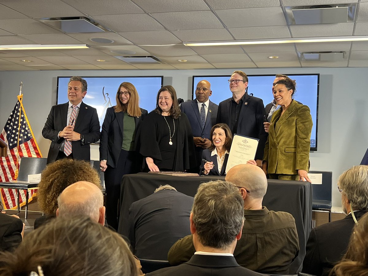 AI Productions tweet media