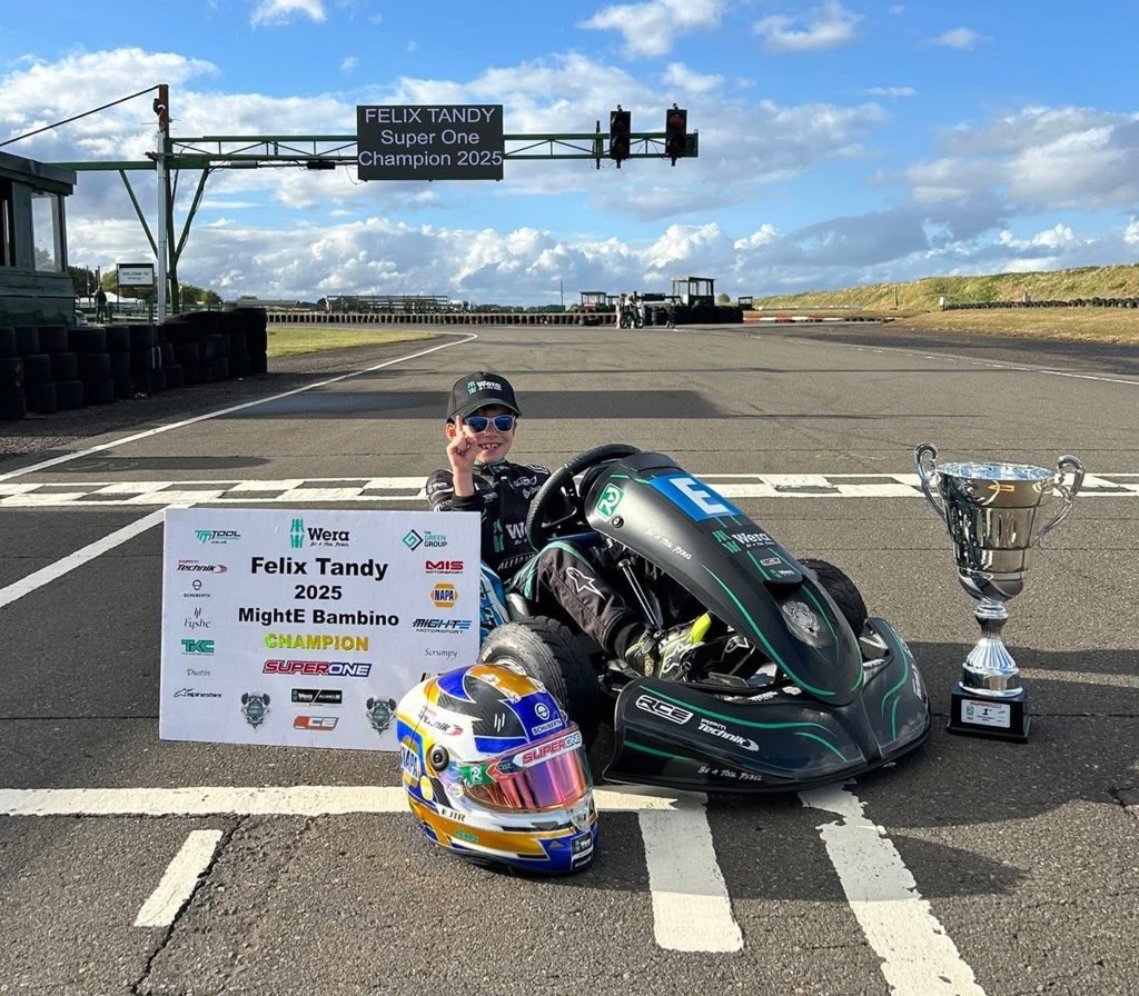 Team_JTR_'s tweet photo. Go #FastFelix #YoungDriverOfTheYear @radiolemans #MWM #Tandyland
🔶#JoeTandyRacing🔶#TeamTandy🔶 https://t.co/8sUrqodT0Y