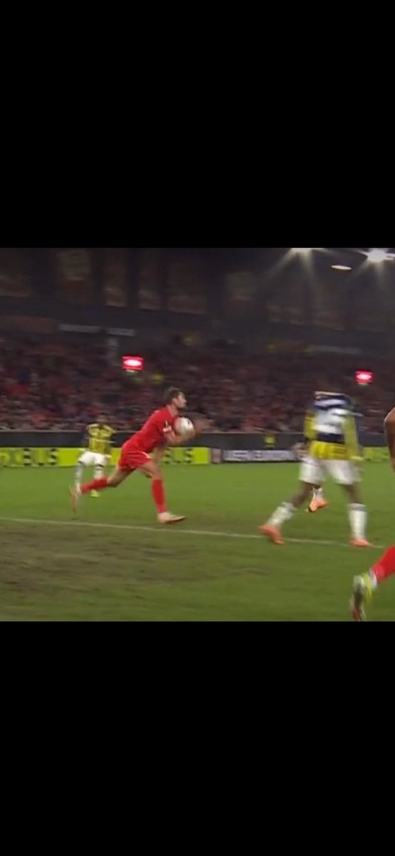 Hakanemre tweet media