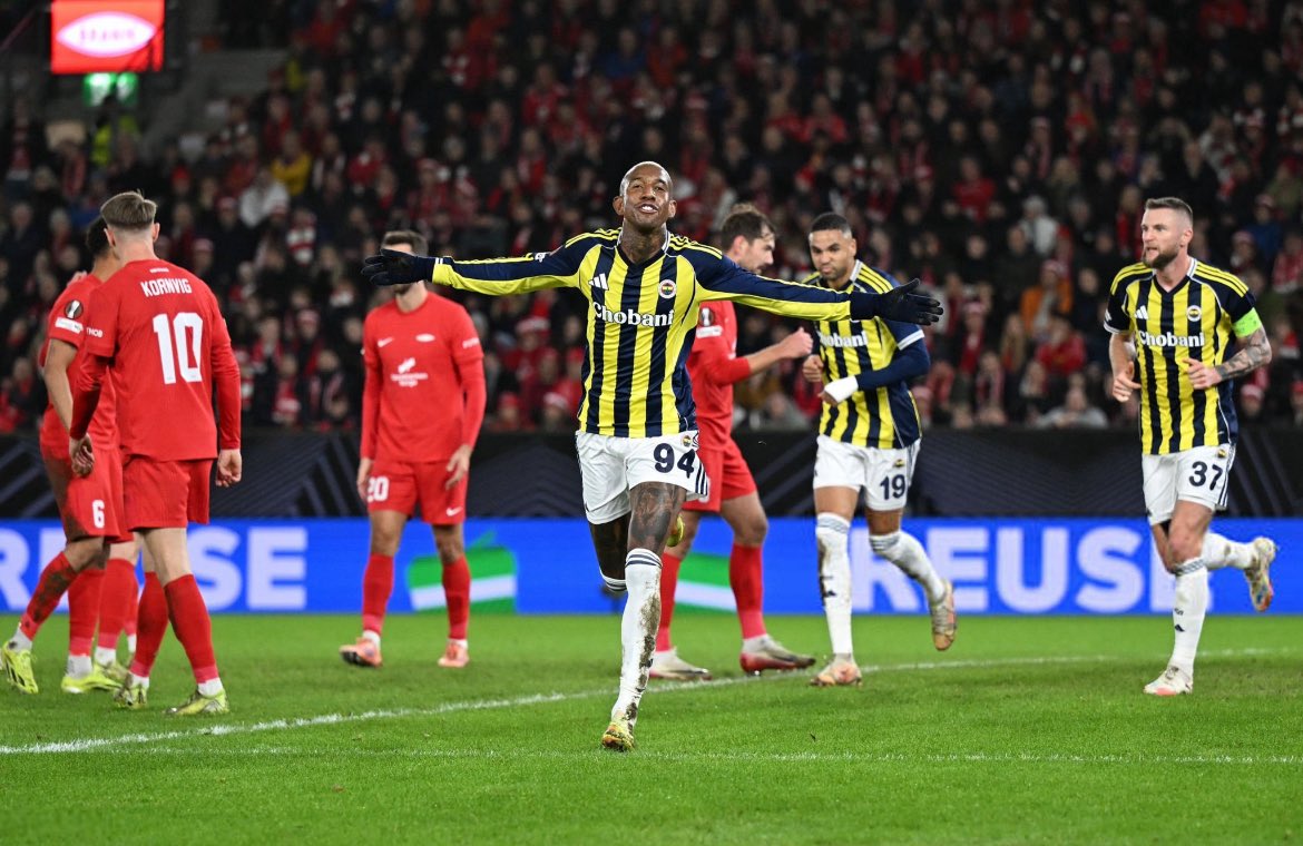 Sahnetr's tweet photo. Hate him or love him but you can’t underestimate what Anderson Talisca is doing. https://t.co/W4oAhKdR52