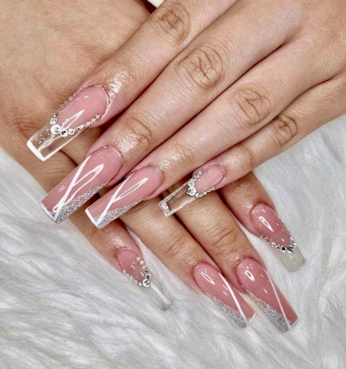 Treat yourself at Lee Spa Nails at Dos Lagos 💅🌸 relaxation starts here!