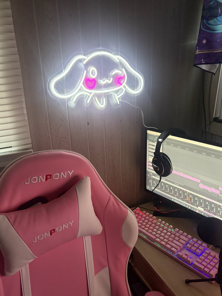 I GOT THE CUTEST GIFT FROM <a href="/callaleelee/">Calla / CB</a> !! LOOK HOW CUTE 🥰🥹💖