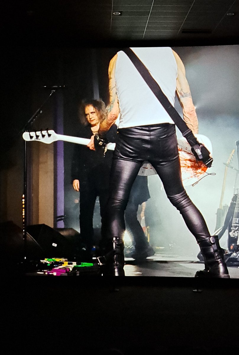 asevgraff's tweet photo. @NicoBuysse @HeyvaertWi64993 @thecure @Kinepolis https://t.co/AdNw3F8hWR