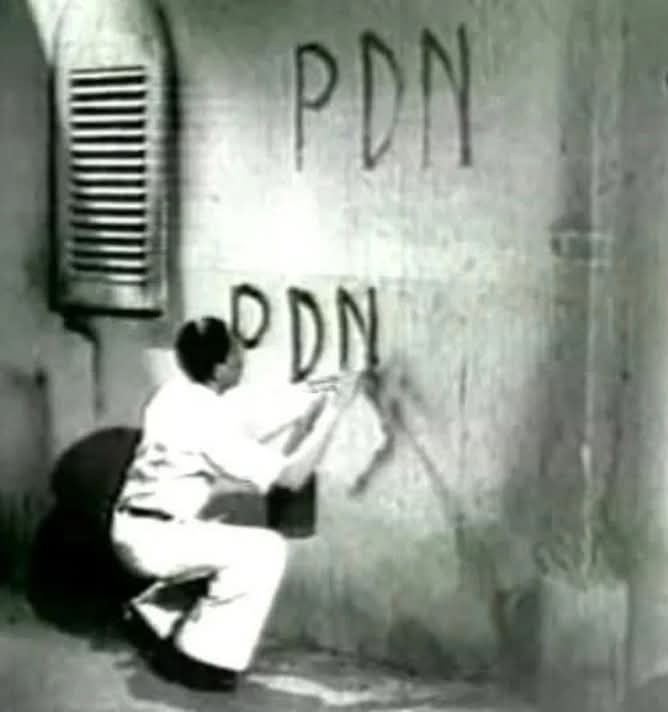 #11Dic1938 Primeras elecciones de concejales en Caracas. El #PDN, partido qué luego se convirtió en #AcciónDemocratica ganó por mayoría en 19 de 22 parroquias

Rómulo Gallegos, Juan Pablo Pérez Alfonzo, Andrés Eloy Blanco; Pérez Salinas y muchos otros, entre otros.