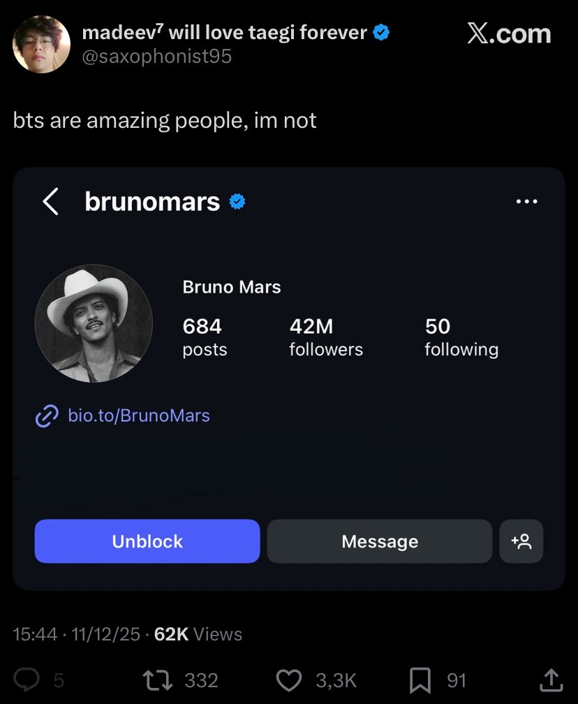 tododiaarmy's tweet image. as armys estão irritadas bloqueando o bruno mars por ele ter dito que o impacto de apt era algo que ele não via desde gangnam style??? 😭😭