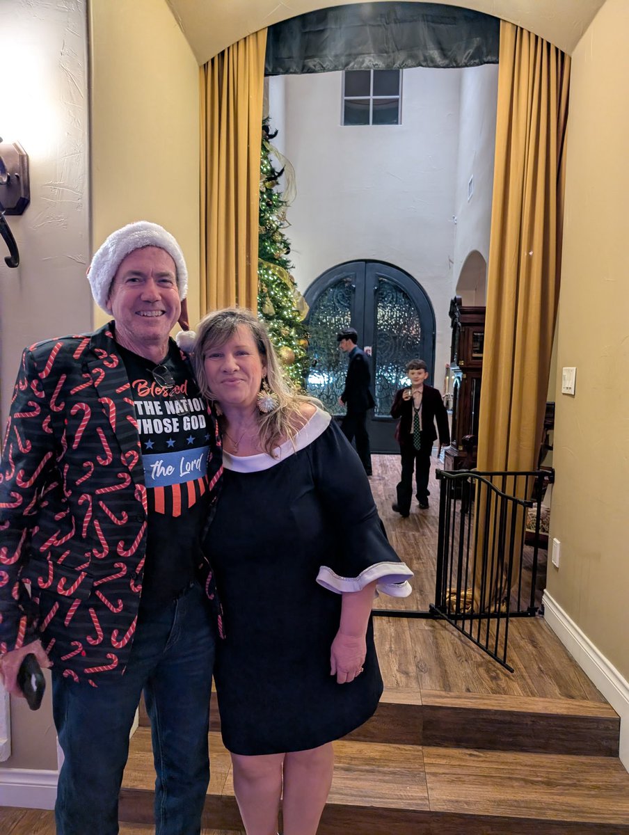 ITTexasOfficial's tweet photo. We had a splendid time celebrating the Christmas season with ITTexas members, staff, and friends last night. We wish all a wonderful Christmas! https://t.co/Bz3PjU7v7t
