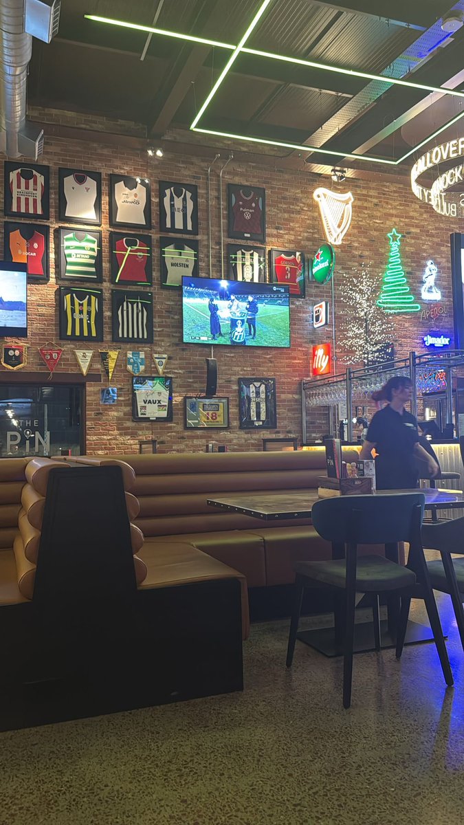 Geoff Thompson tweet media