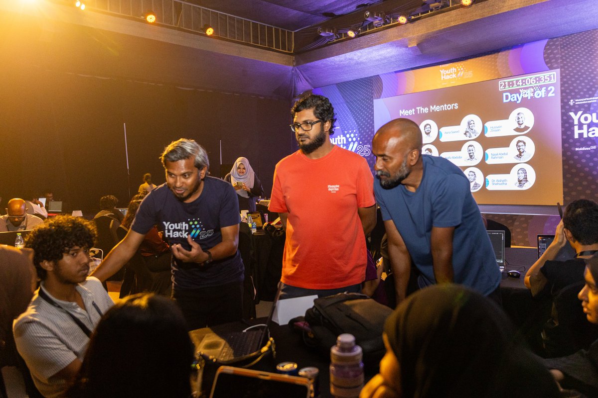 Maldives Youth Hackathon tweet media