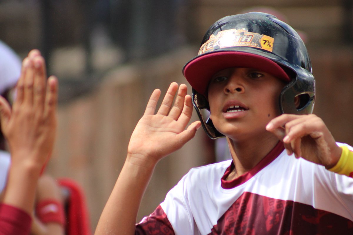 ⚾️🏆#Nacionales2025

📸 Juego #Bolivar 🆚️ #Carabobo en los cuartos de final del V Campeonato Nacional U11⚾️
📍Caracas - Distrito Capital
🏟 Parque Itagua
📸 <a href="/guilloyaber/">Guillermo Yaber Ll.</a>

💻 fevebeisbol.org

#NacionalesFEVEBEISBOL 
#Sub11 #SembrandoBeisbol #CampeonatosNacionales2025