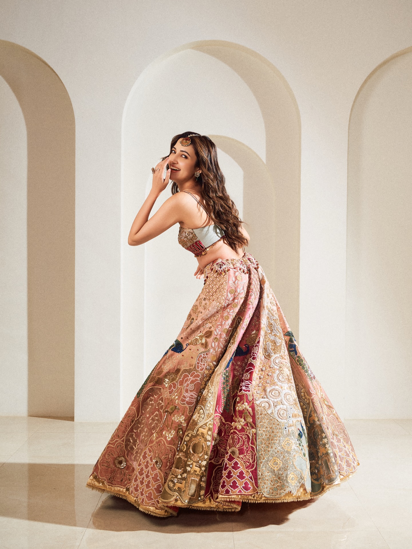 G76B-AXagAMpm2B?format=jpg&name=large