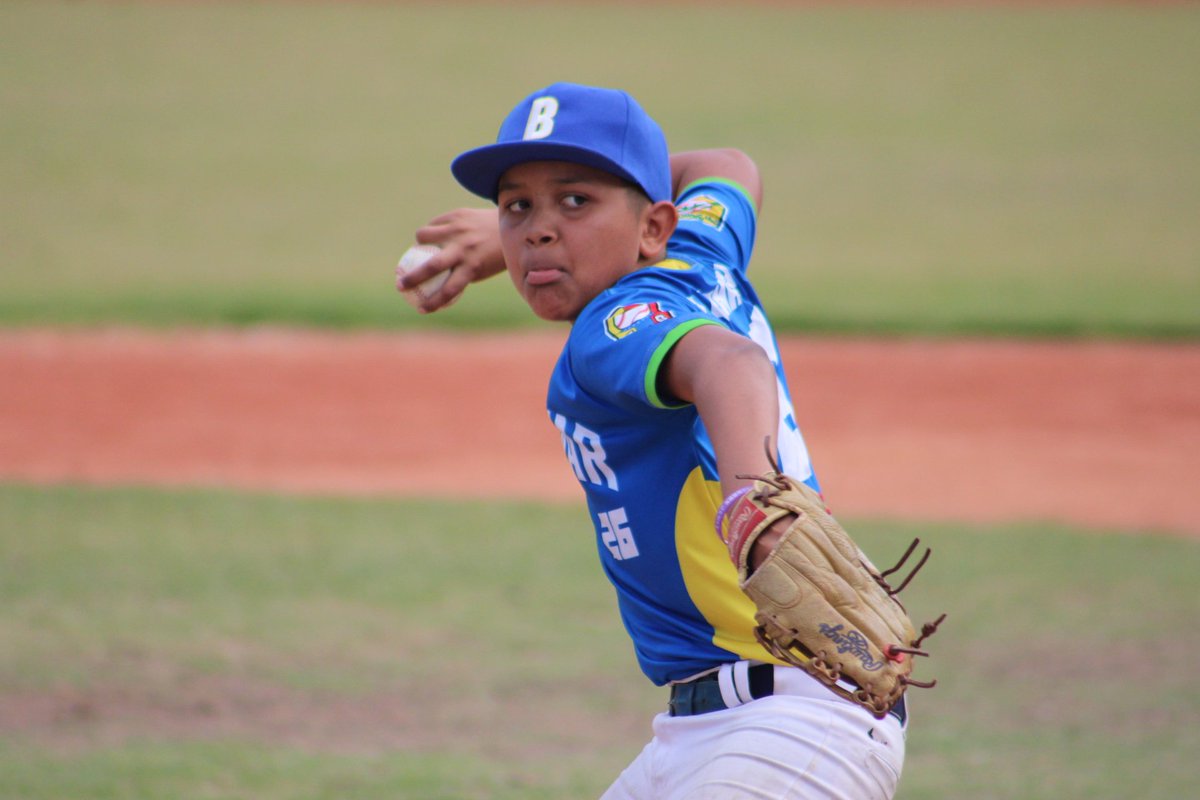 ⚾️🏆#Nacionales2025

Más 📸 Juego #Bolivar 🆚️ #Carabobo en los cuartos de final del V Campeonato Nacional U11⚾️
📍Caracas - Distrito Capital
🏟 Parque Itagua
📸 <a href="/guilloyaber/">Guillermo Yaber Ll.</a>

💻 fevebeisbol.org

#NacionalesFEVEBEISBOL 
#Sub11 #SembrandoBeisbol #CampeonatosNacionales2025