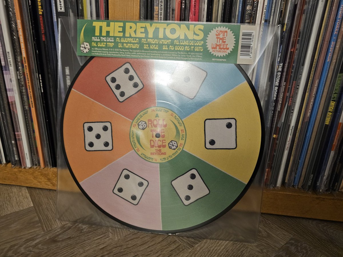 johnnyreedy's tweet image. I can't get enough of the new @TheReytons ep. Yorkshire social commentary at it's finest. Hopefully see the kids from the estate again in 2026 
#thereytons #Fridayknight #rollthedice #spinthewheel