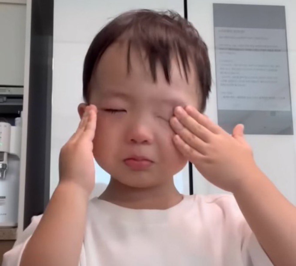 오늘 만추에서 개웃긴 감동실화가 있었는데
그걸 하나도 안남기고 접종해버렷슨