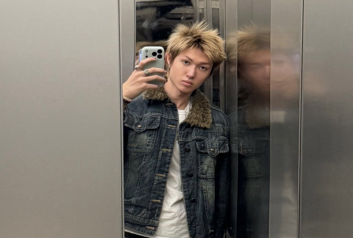 vesitc's tweet image. 📱🧍🏼